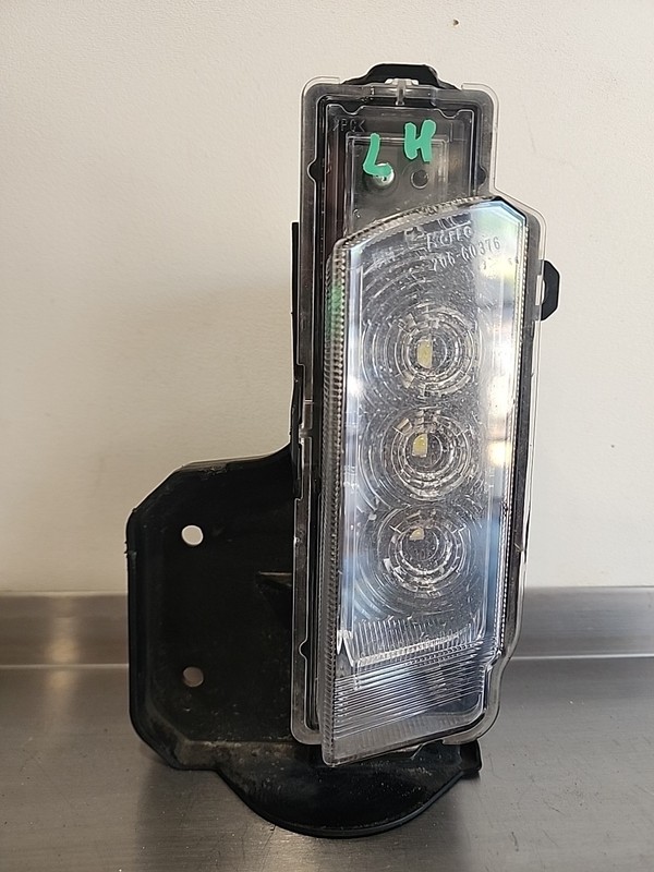 15 - 2019 Subaru Impreza Fog Light Driver Left Lamp Pre-Crash 84501FJ031 LH OEM