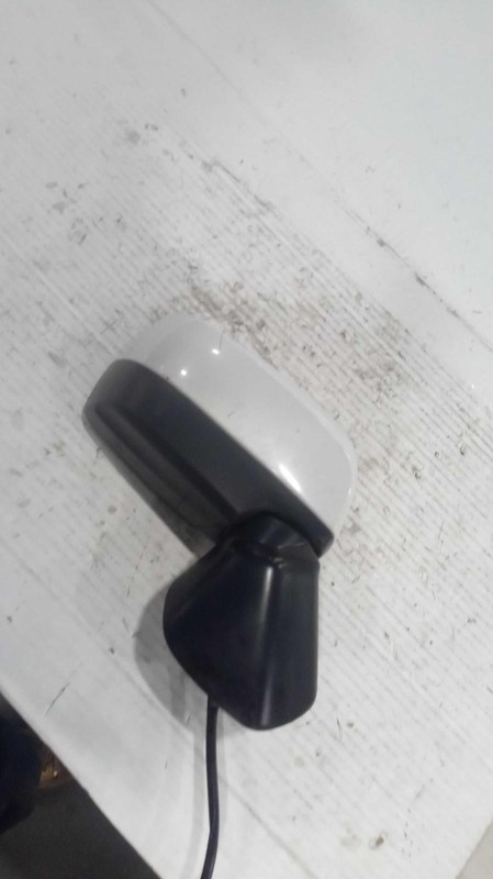 2016 Subaru WRX Right Door Mirror Assembly White 4013902 Used 111k Miles