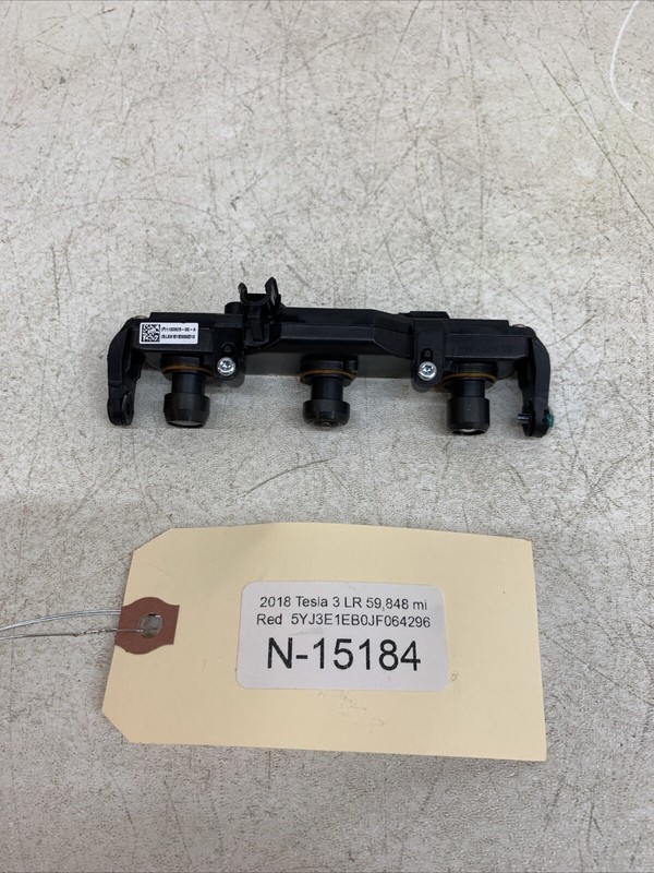 ⚡️Tesla Model 3 Front Windshield Triple Camera 1143746-00-B 15184 B3