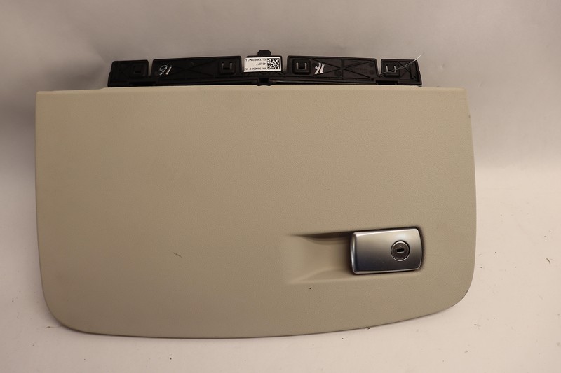 2017-2020 BMW 540I DASHBOARD RIGHT GLOVE BOX STORAGE COMPARTMENT OEM