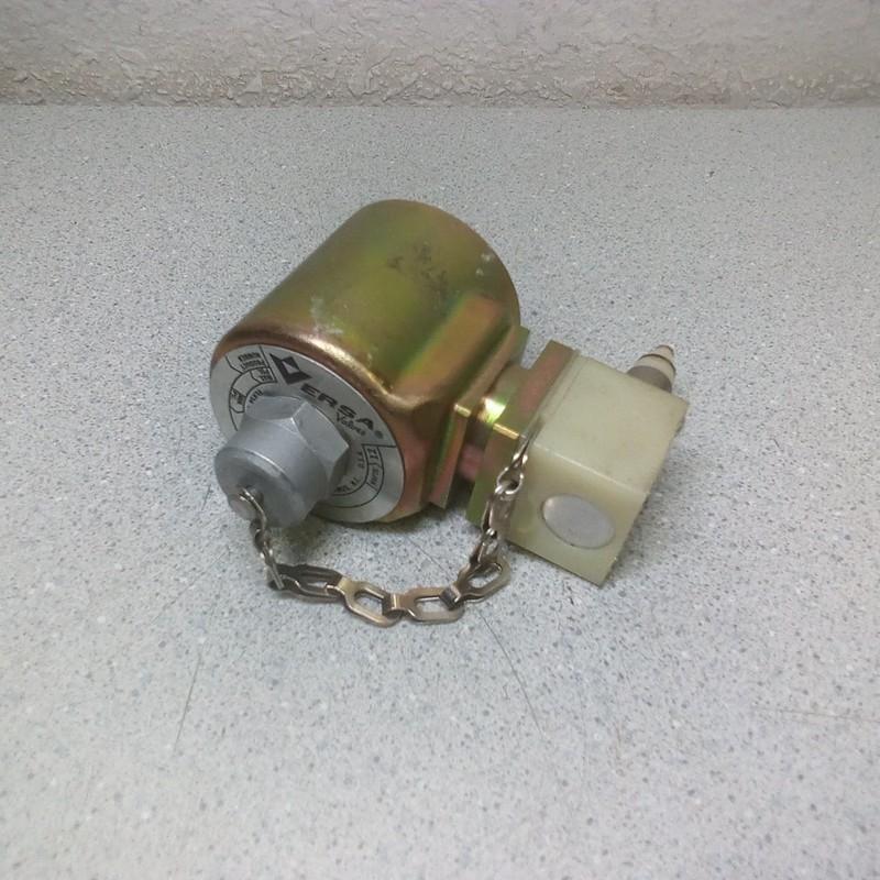 Versa Valve Three Way Valve, 120V 60Hz ESM-3011-34-M-P-Z-3BC-155-120V60