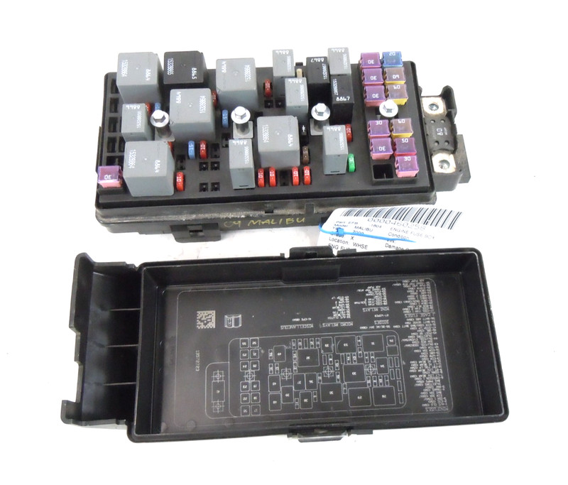 2009-2012 Chevrolet Malibu 2.4L Engine Relay Fuse Box OEM VIN B 8th Opt LE5
