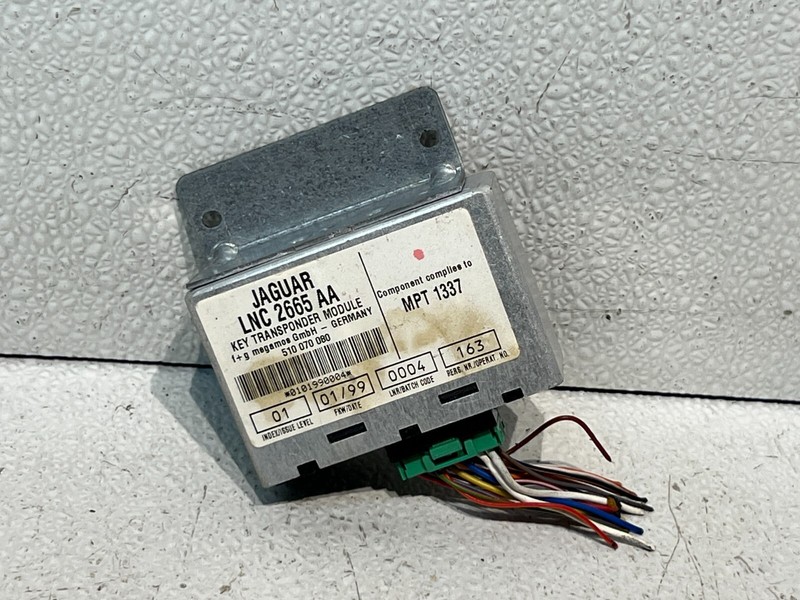 98-00 Jaguar S-Type Key Transponder Keyless Entry Module LNC2665AA OEM