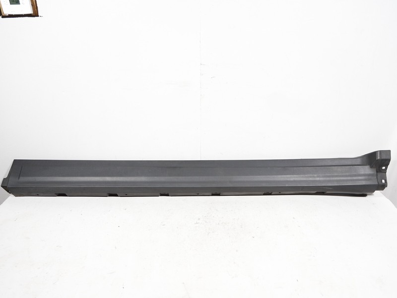 2017-2022 MASERATI LEVANTELEFT DRIVER SIDE SKIRT ROCKER PANEL 670040355 OEM