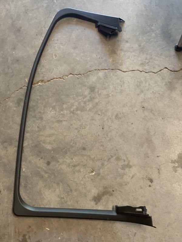 2008 Honda Accord 3.5 EXL Right Rear Upper Window Trim OEM