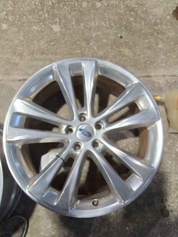 2018-2019 Ford Explorer Wheel Rim 20x8-1/2 Aluminum 5 Split Spoke Polished