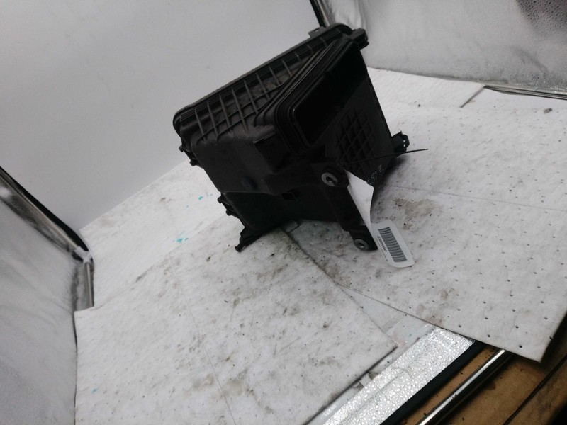 2015 KIA Cadenza Air Cleaner Assembly OEM 3.3L Used 102K Miles Grey