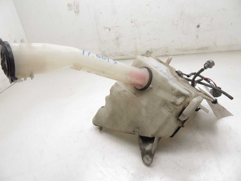 Wash Reservoir 2.5 Liter Capacity With Rear Wiper Fits 98-02 4 RUNNER 125183