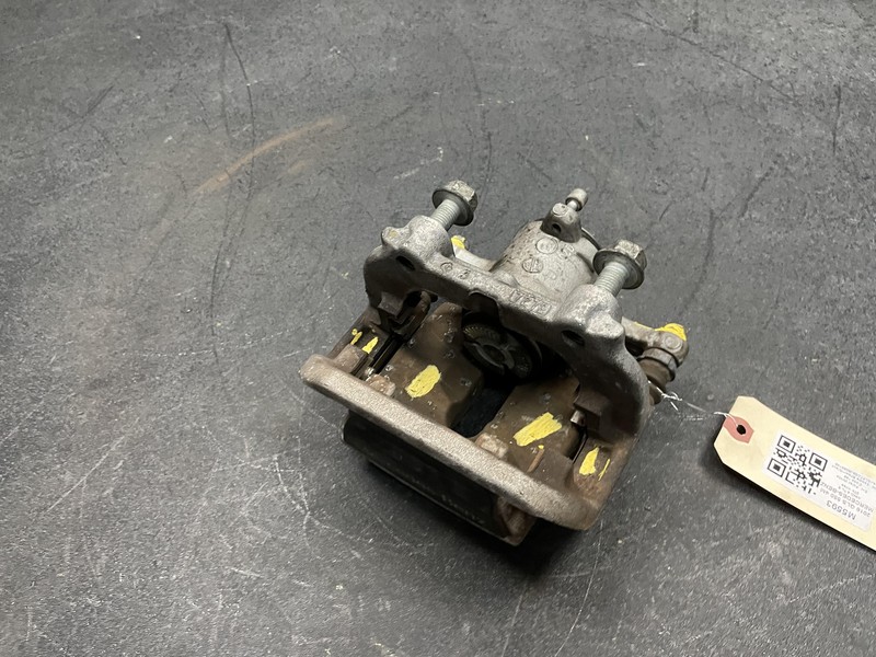 Rear Left Brake Caliper 2018 Mercedes GLS 550 1664230981 2017 2019