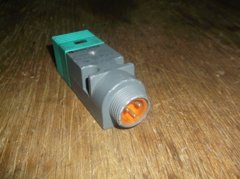 PepperL & Fuchs 31400 Sensor NCN15-M2-US-BHM 1796 1008 *FREE SHIPPING*