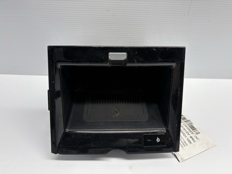 KIA K5 MOBILE PHONE WIRELESS CHARGING PAD MODULE UNIT OEM 2021 - 2024