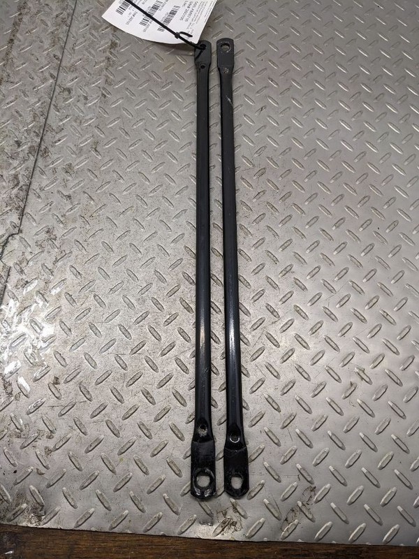 2011 - 2022 JEEP GRAND CHEROKEE WK RADIATOR SUPPORT BRACE MOUNT SET OF 2 1192328