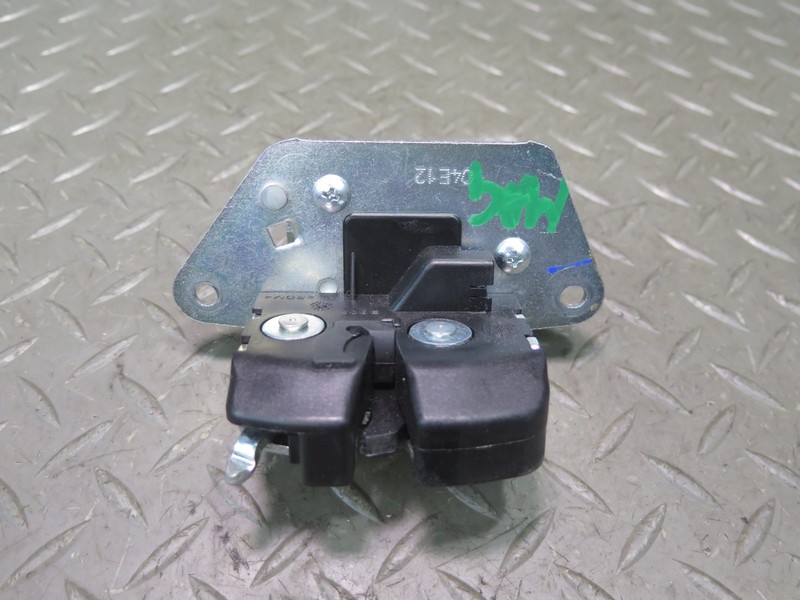 2008-2019 MASERATI GRANTURISMO M145 REAR TRUNK LID LOCK LATCH