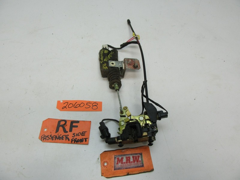 96-99 TAURUS SABLE RIGHT PASSENGER FRONT DOOR LATCH LOCK ACTUATOR WIRE PLUG RF R