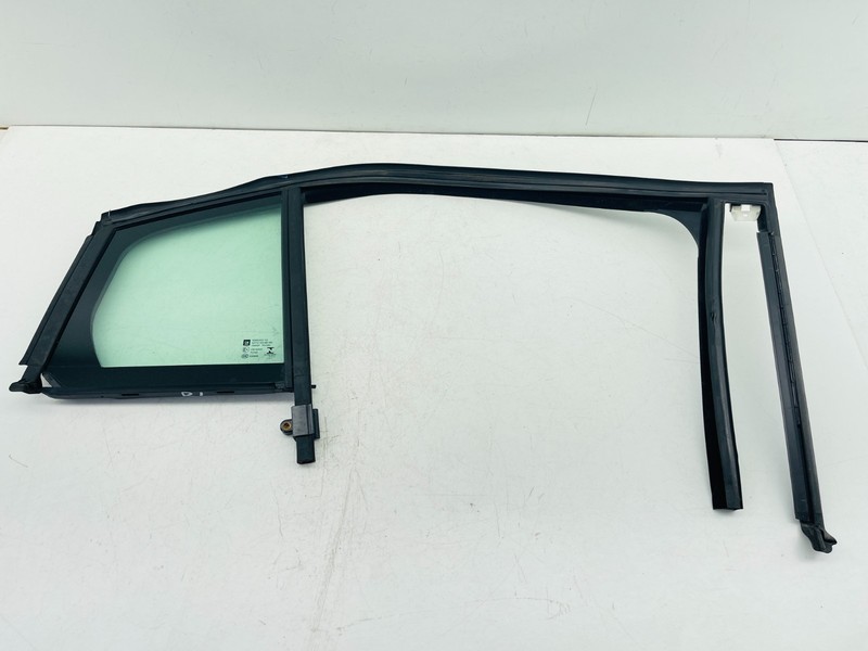 2018–2020 Buick Regal Rear Right Quarter Glass Window with Weatherstrip OE