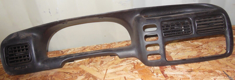 1999 Suzuki Vitara 4 Cylinder 2.0 L Dash Vent Cover Panel Trim AC A/C Air Bezel
