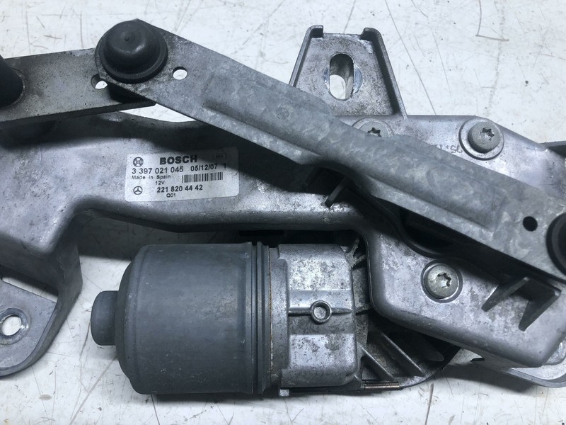 07-14 Mercedes W221 S550 CL550 S63 AMG Windshield Wiper Motor Right Oem