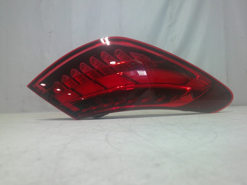 2022-2023 Mercedes-Benz C300 Left Driver Side LED Outer Tail Light! OEM