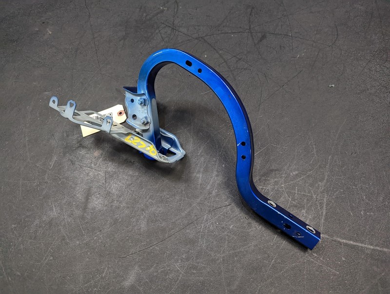 Rear Trunk Deck Lid Left Hinge 2015 Lexus RC350 64520-24040 2016-2019 2020 2021