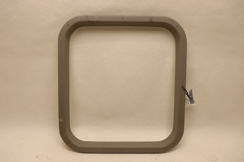 2018-2023 PETERBILT 579 PACCAR SLEEPER WINDOW TRIM COVER BEZEL OEM
