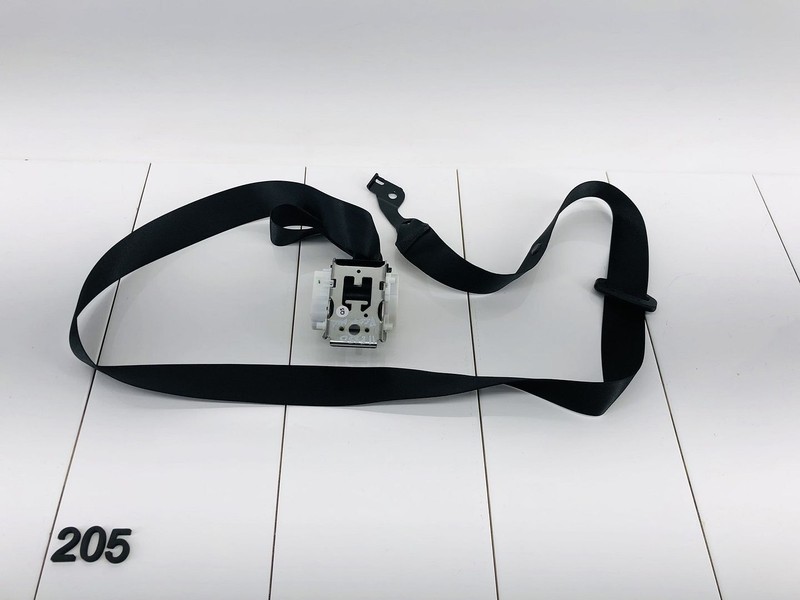 10-16 MERCEDES BENZ E350 REAR CENTER SECOND 2ND ROW SEAT BELT TENSIONER OEM