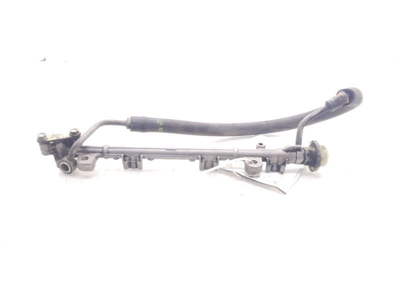 96-00 TOYOTA RAV 4 2.0L FUEL INJECTION PRESSURE REGULATOR RAIL 3SFE