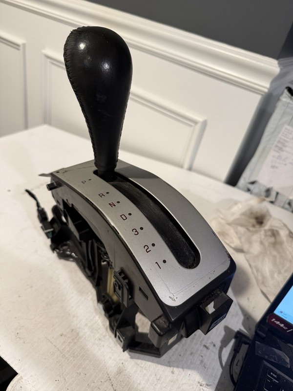 Floor Shifter GRAND PRIX 04 05 06 07 08 pn 10339461