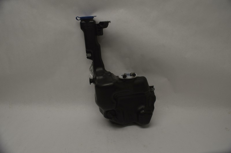 08-15 MERCEDES BENZ C CLASS CLS WASHER FLUID RESERVOR 2048602360
