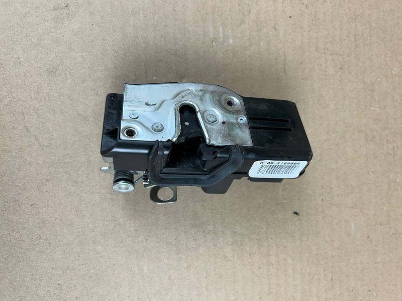 ✅12-20 Tesla Model S Front Left Door Lock Latch Actuator Mechanism 6008913-00-B