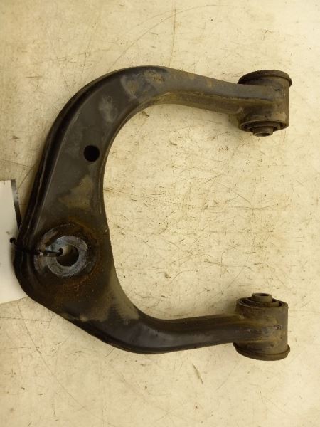 00-06 TOYOTA TUNDRA 4.7L RWD AT PASSENGER SIDE FRONT UPPER CONTROL ARM ASSEMBLY