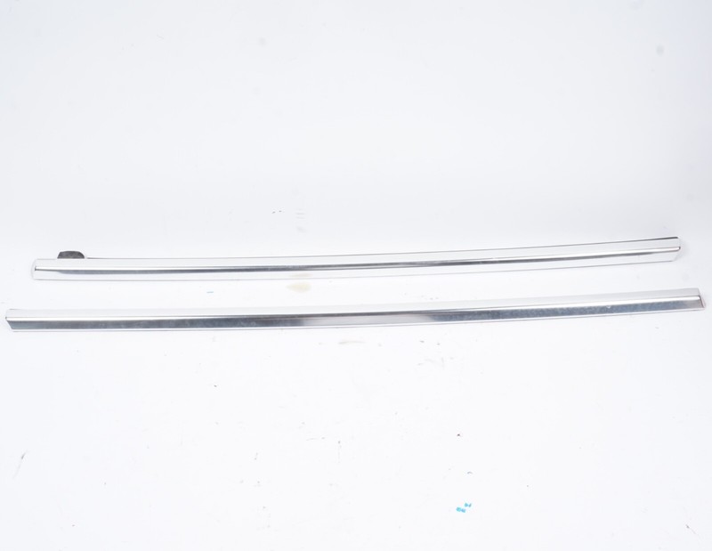 11-17 Mercedes E550 E350 Convertible REAR WINDOW MOLDING LEFT RIGHT PAIR TRIM
