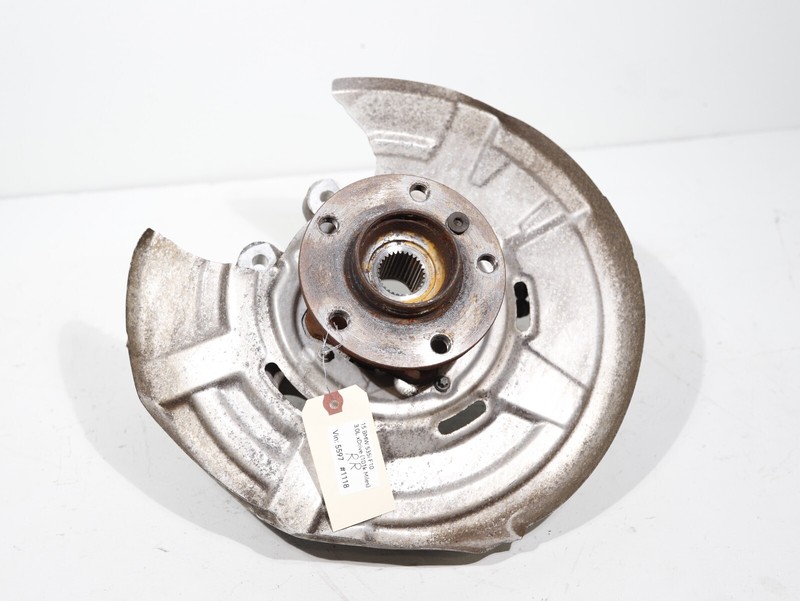 2011-2016 BMW 535XI F10 REAR RIGHT SIDE SPINDLE KNUCKLE BEARING HUB OEM