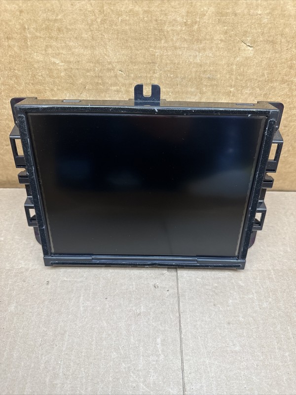 2017-2021 Jeep Compass OEM Radio 8" Touch Screen Display VP2RFP P68396673AF