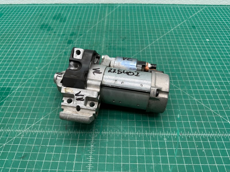 19-25 BMW B58C 3.0L ENGINE STARTER MOTOR OEM 8671505