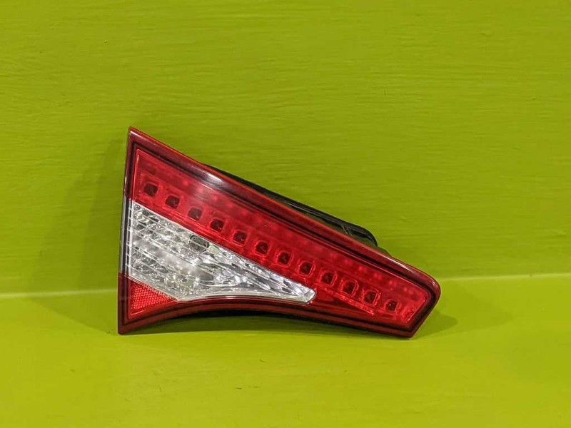 11 12 13 OPTIMA SX DRIVER LEFT LID TAILLIGHT LAMP OEM 3847-86