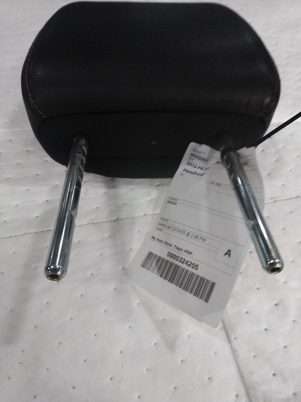 2018 Honda Pilot Driver Headrest Grey OEM Used 4756973 40K Miles