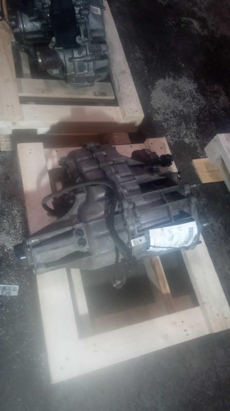 2016 Chevrolet Colorado Transfer Case Assembly 4WD OEM 142K Miles Black
