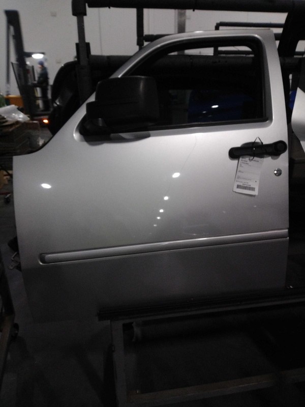 2011 Dodge Nitro Left Front Door Silver OEM Used 381492, Scratch, 116K Miles