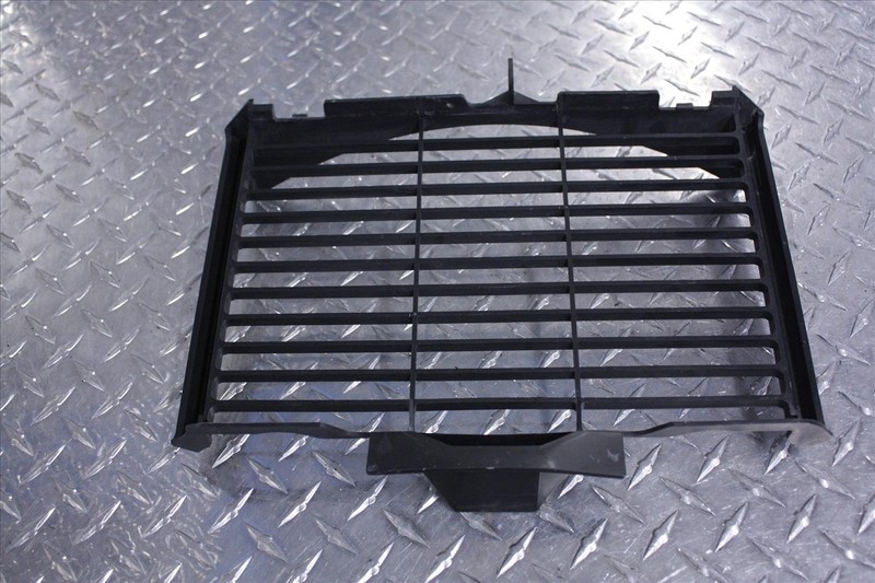 05 YAMAHA FZ6-S RADIATOR GRILL COVER GUARD FZ600 FZ S