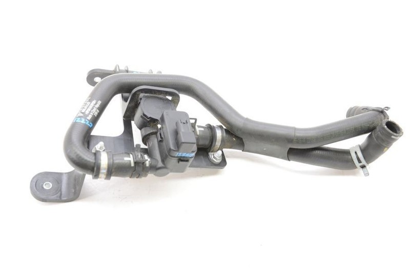 2015-2018 Porsche Macan 2.0L Heater Core Coolant Valve Assembly 7PP819810A
