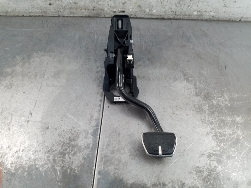 2018 BMW M5 F90 Brake Pedal Assembly #3968 Z4