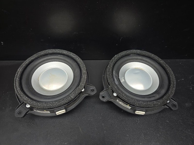 07-17 Lexus USF40 LS460 Rear Left & Right Door Audio Sound Speaker Set OEM