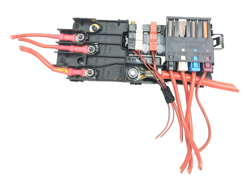 06-11 Mercedes W164 ML320 ML63 AMG R350 Relay Fuse Box Junction 2115452601 OEM