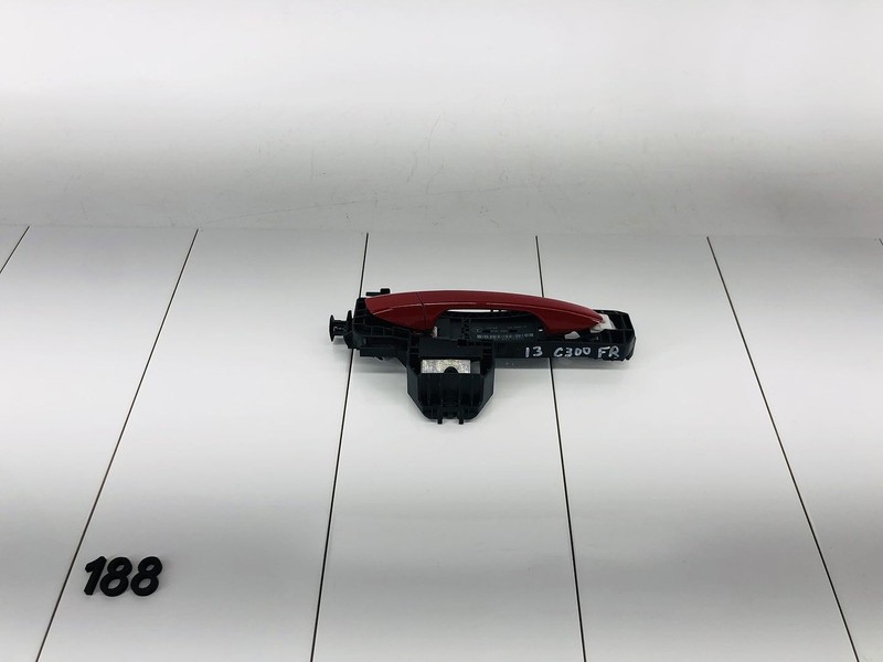 08-14 MERCEDES BENZ C300 W204 FRONT RIGHT SIDE EXTERIOR DOOR HANDLE MARS RED OEM