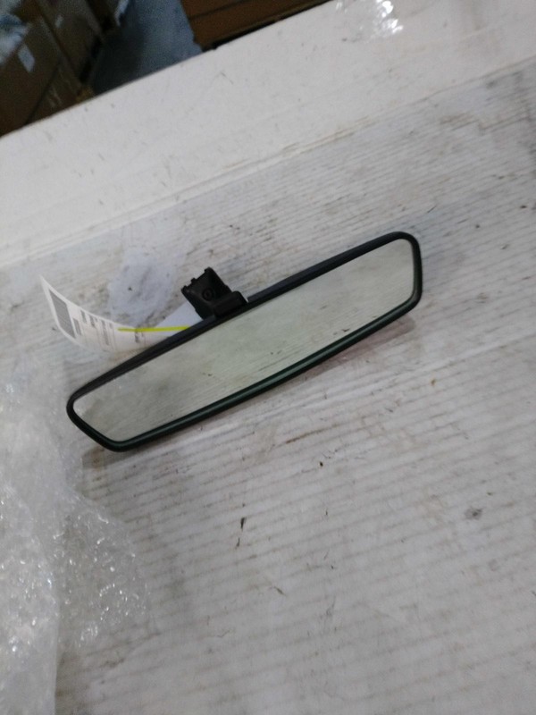 Used Front Center Interior Rear View Mirror fits: 2019 Kia Rio w/o telematics Fr