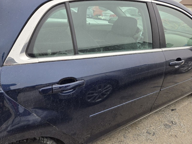 Passenger Rear Side Door With Center Moulding Package Fits 08-12 MALIBU 3608984