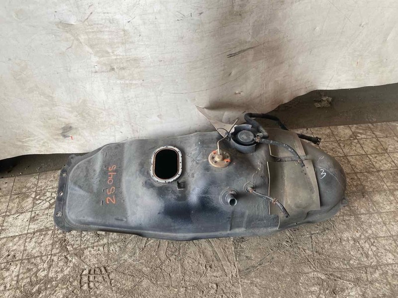 Fuel Tank Assembly TOYOTA TACOMA 02 03 04