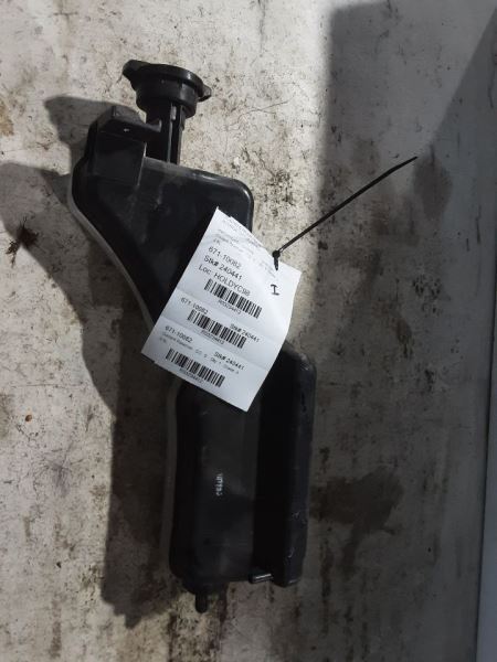 Coolant Reservoir Fits 17-19 G90 3234412