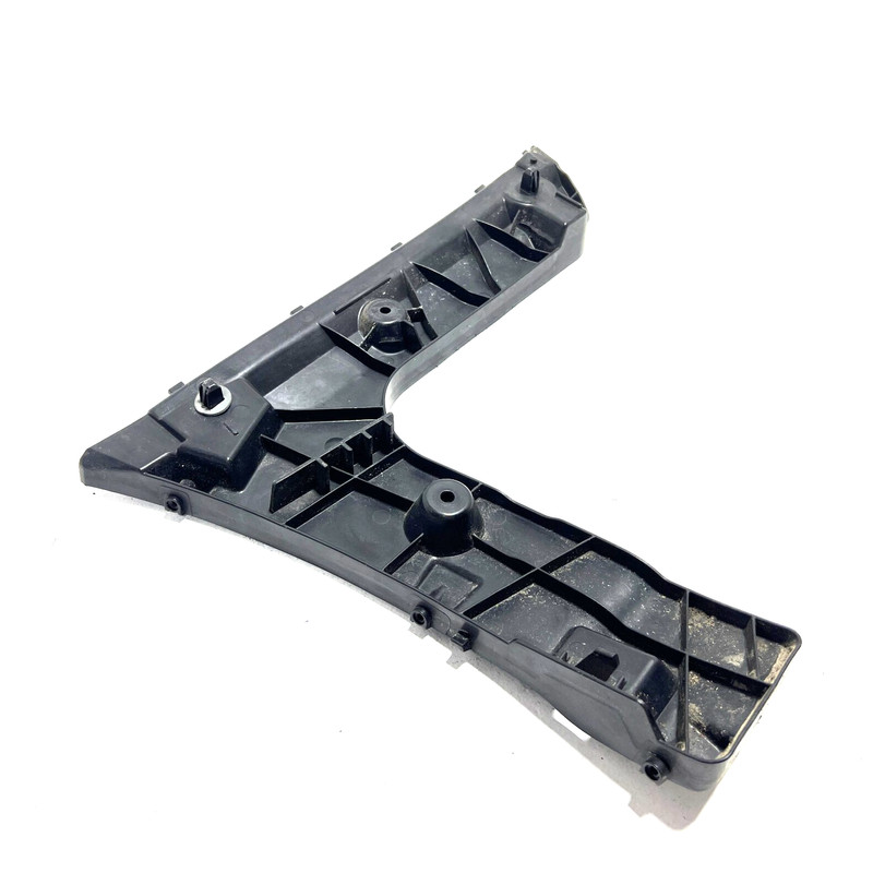 2016-2018 AUDI A6 REAR BUMPER PASSENGER SIDE OUTER MOUNT SUPPORT BRACKET OEM
