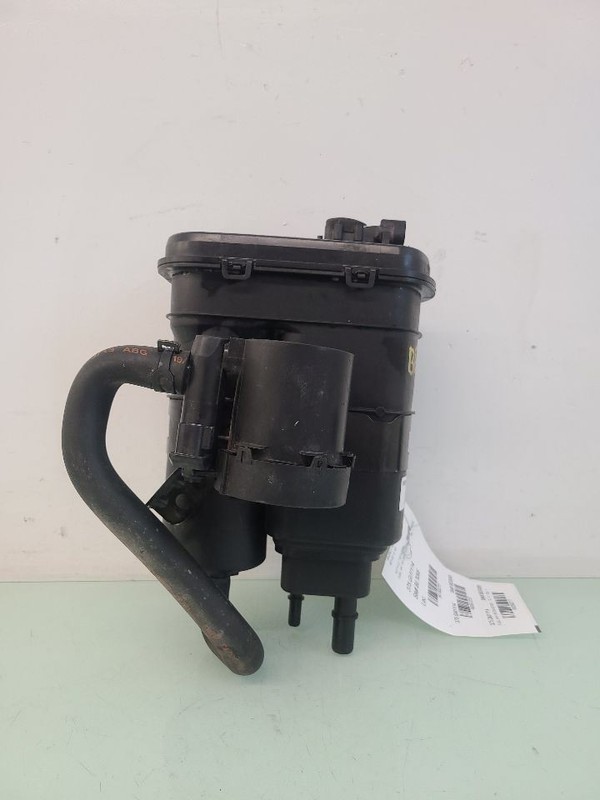 CORVETTE2014 Fuel Vapor Canister 582727